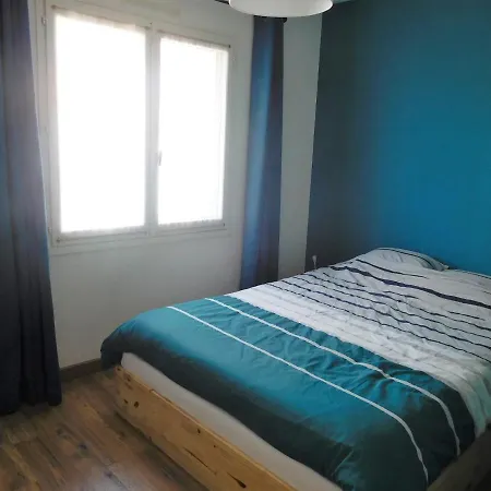 Maison Au Calme Avec Jardin, Proche Et Commerces, Equipee Pour Famille De 6 Personnes - Fr-1-476-197